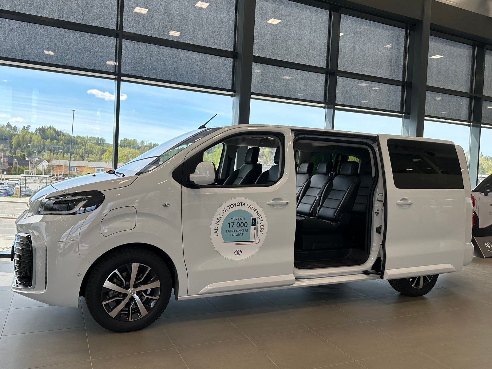 Toyota Proace Verso L 50 kWh