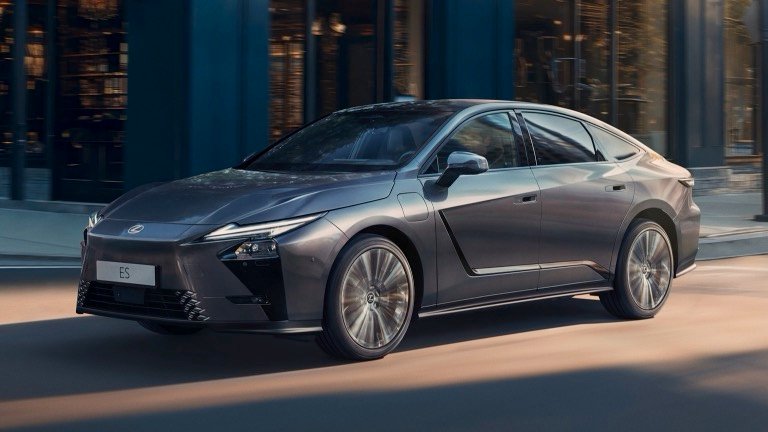 Lexus ES 500e DIRECT 4